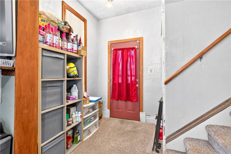 303 W GRANT STREET — photo 5