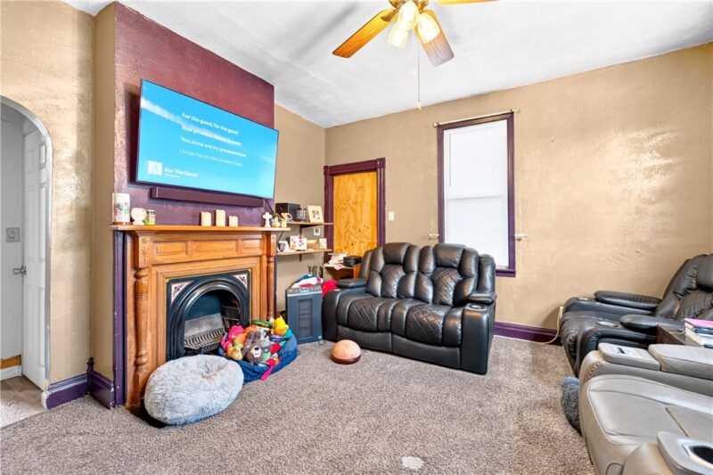 303 W GRANT STREET — photo 8