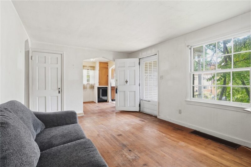 93 Adams Dr — photo 5