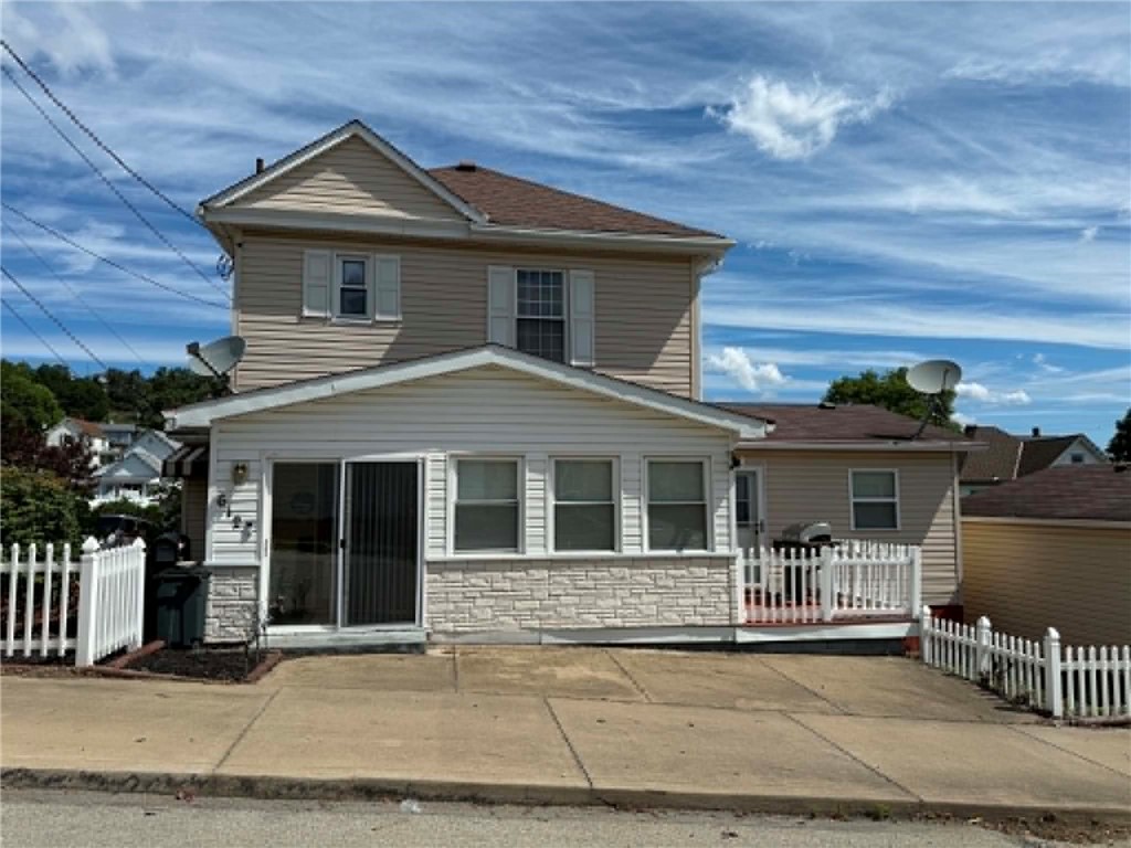 612 FIFTH STREET — photo 1