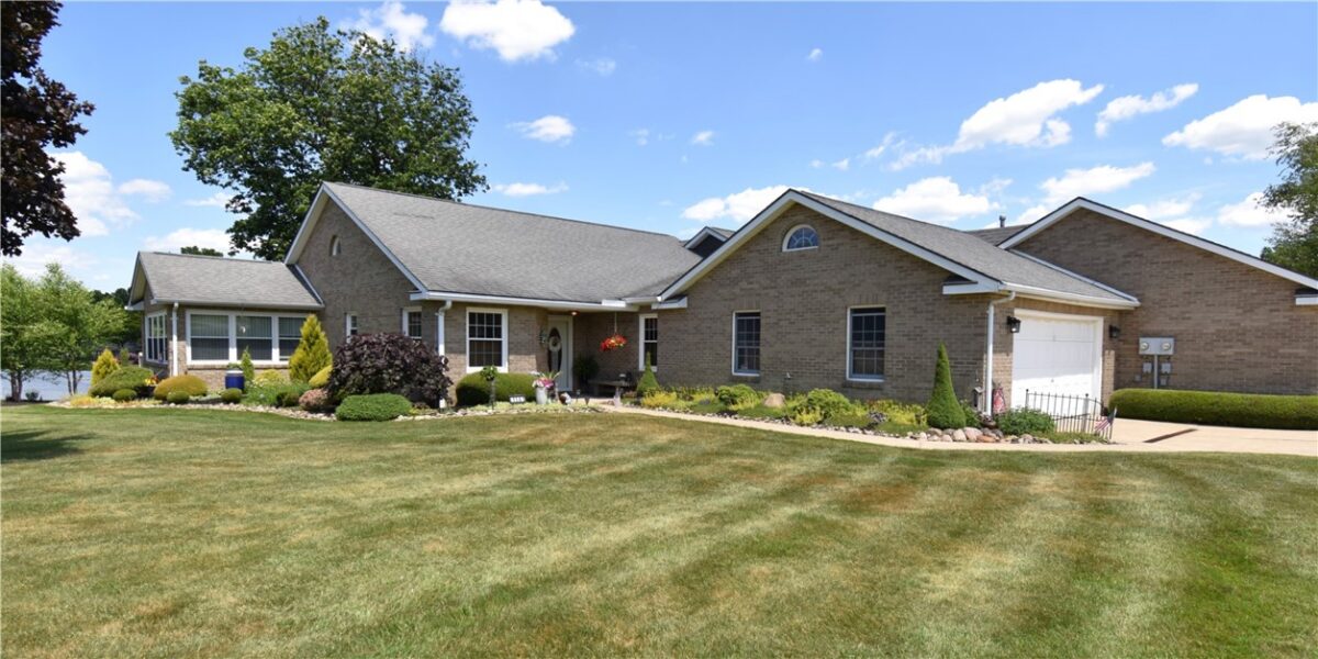 114 Club House — photo 1