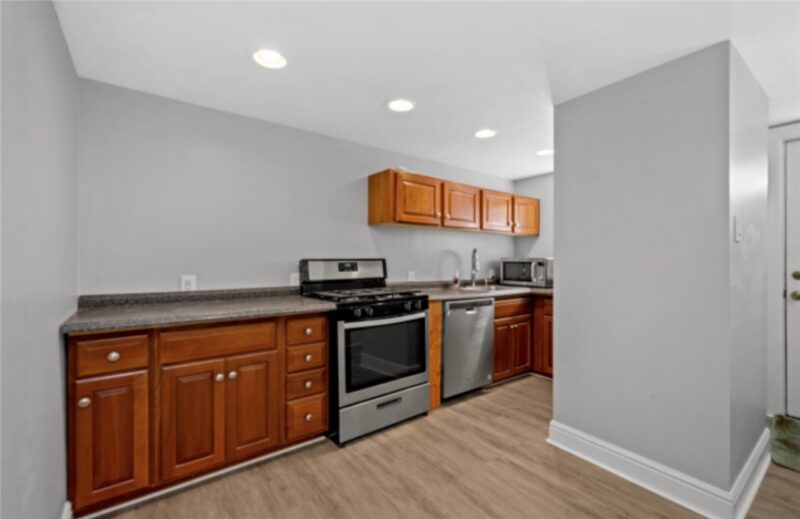2703 Oakley Way 2701 — photo 3