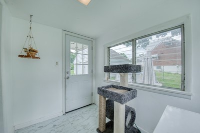111 Mccandless Ave — photo 8