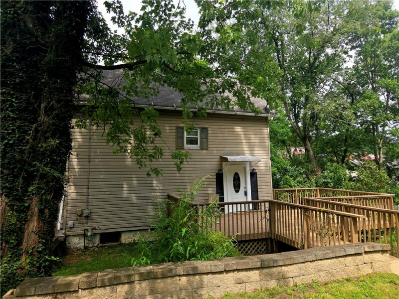 1115 W Penn St — photo 3