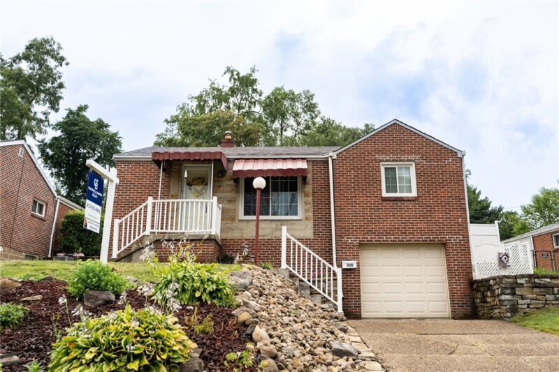 320 Glencoe Dr — photo 3