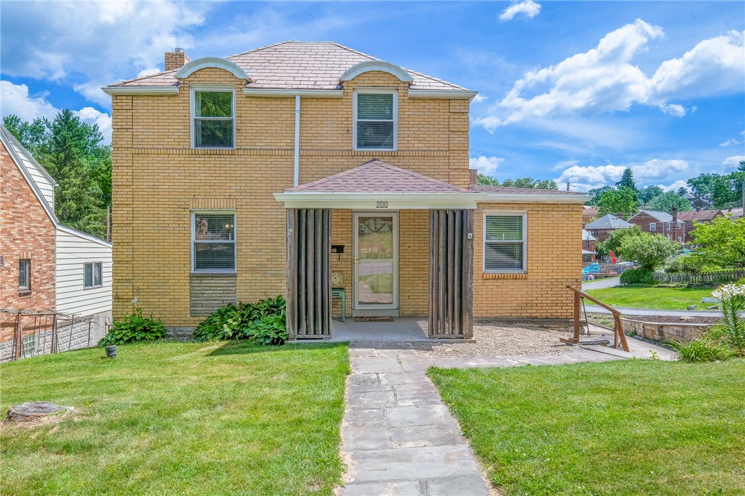 200 Beisner Avenue — photo 1