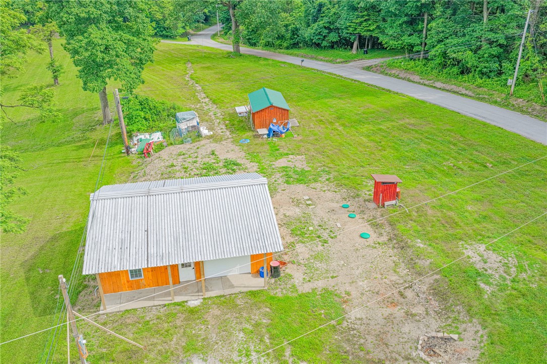 325 Oakdale Road — photo 1