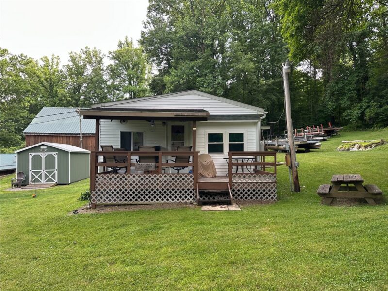 129 Old Farm Ln — photo 2