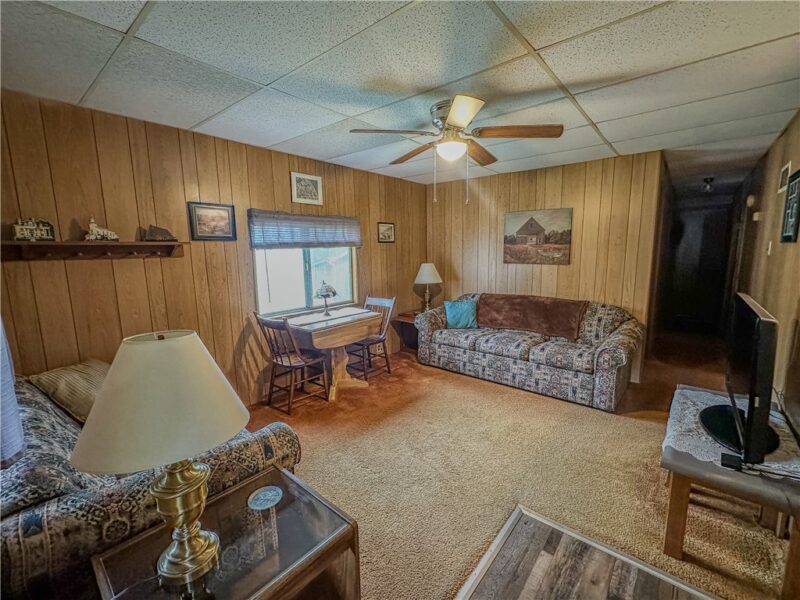 129 Old Farm Ln — photo 8