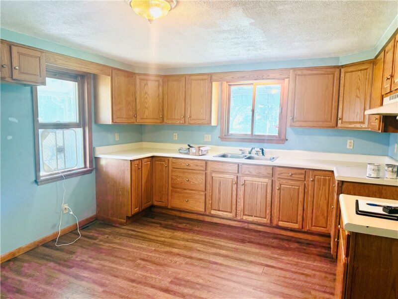 1231 and 1233 Pegtown Ave — photo 4