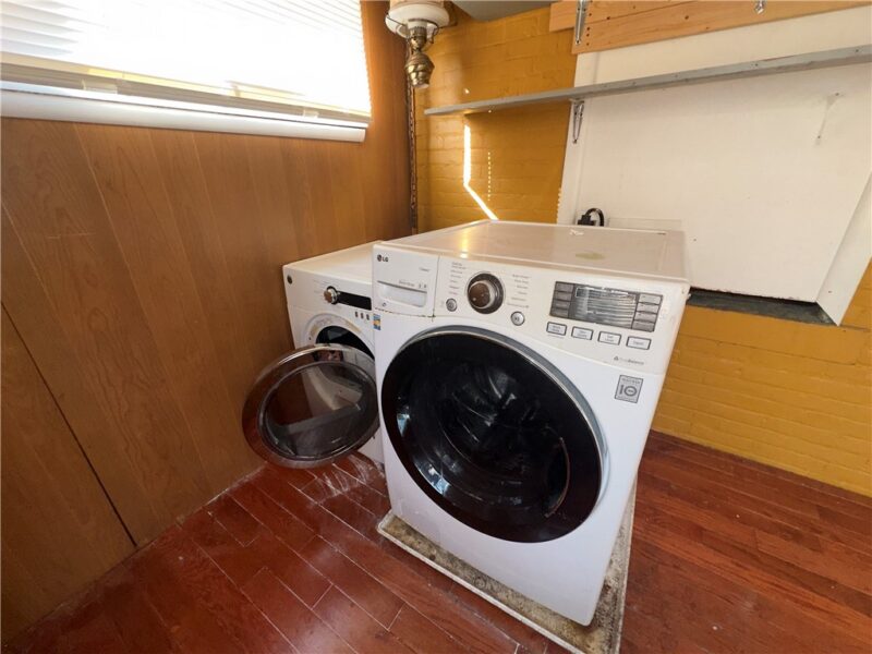 340 Park Rd — photo 8