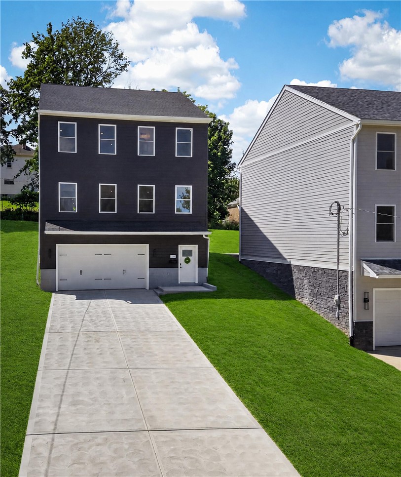 221 Wilbert Street — photo 1