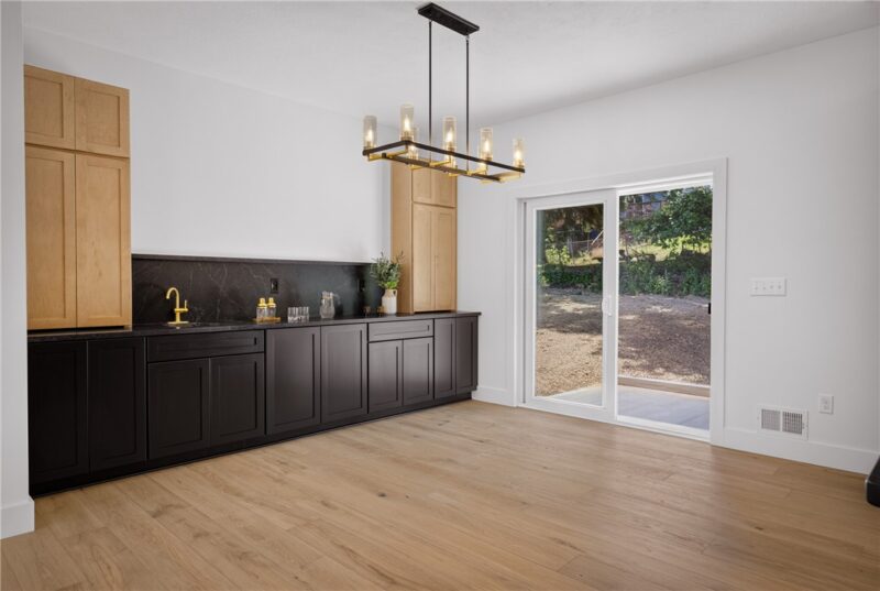 221 Wilbert Street — photo 8