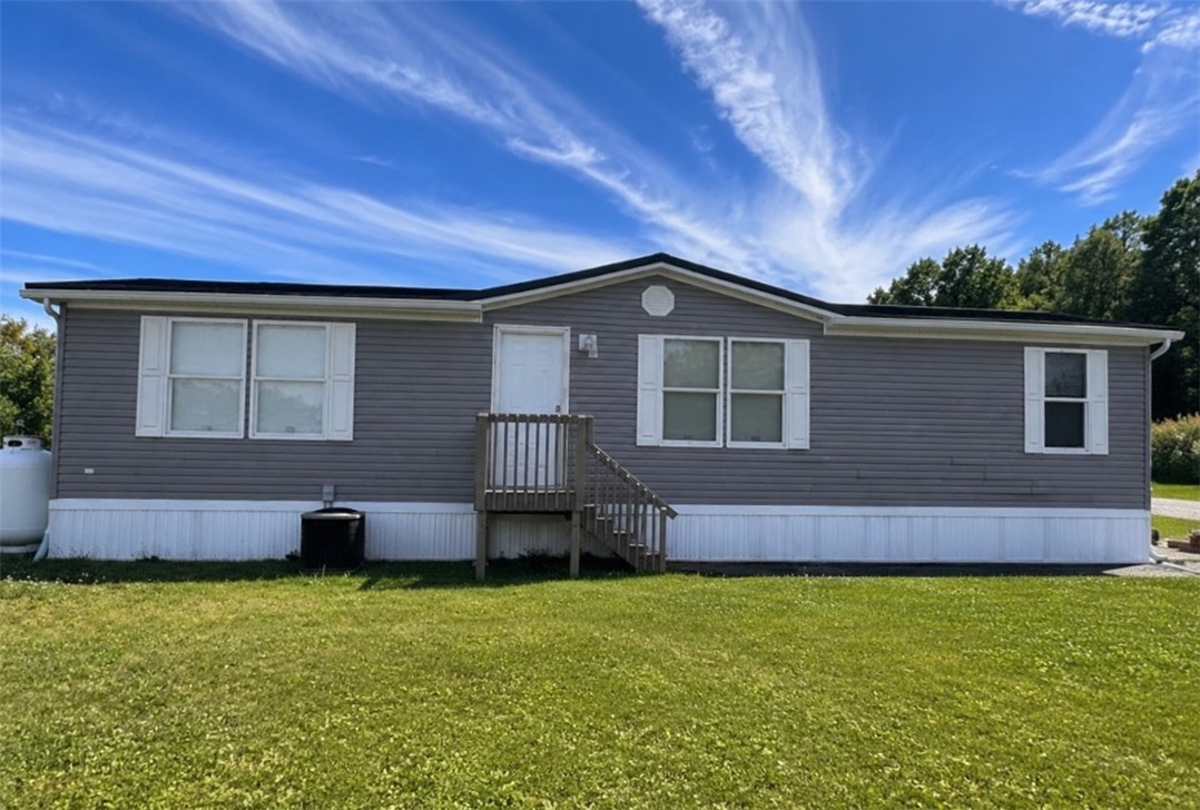 33 High View Dr — photo 1