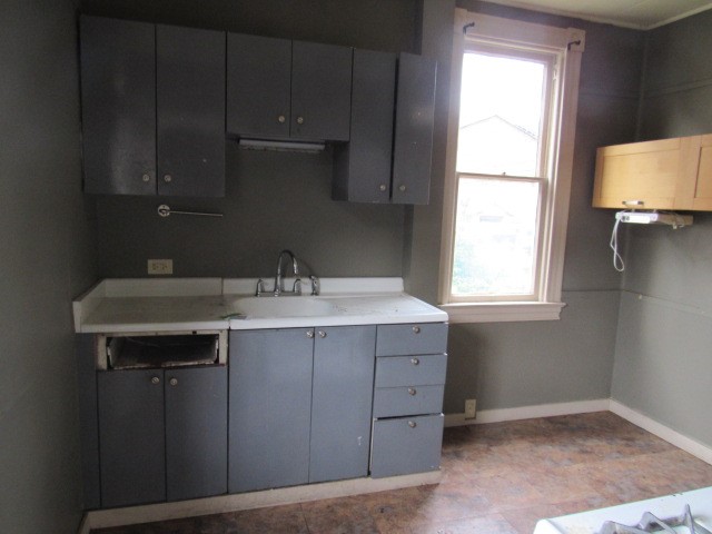 608 George Street — photo 4