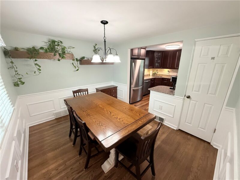317 Noel Dr — photo 5