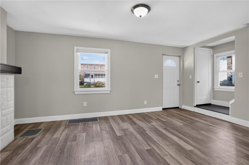 320 Fernhill Ave — photo 6