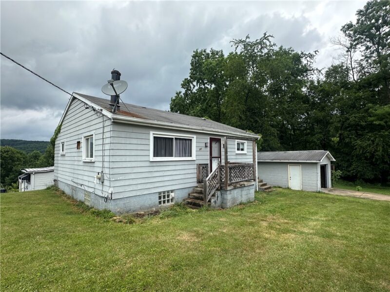 301 Armstrong Avenue — photo 3