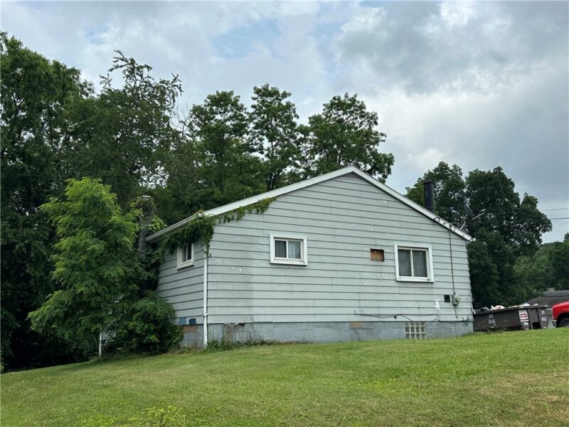 301 Armstrong Avenue — photo 5