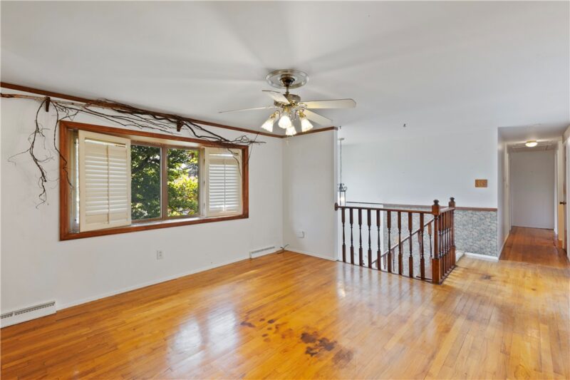 125 Homeridge Lane — photo 8