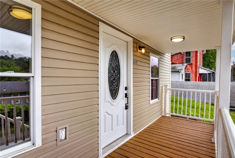 635 Valley St — photo 3