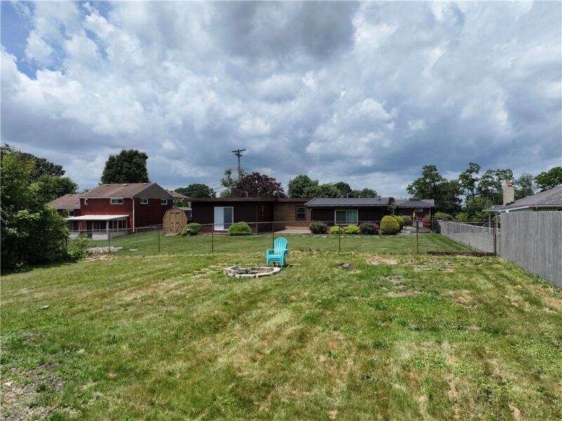 258 Young Dr — photo 4