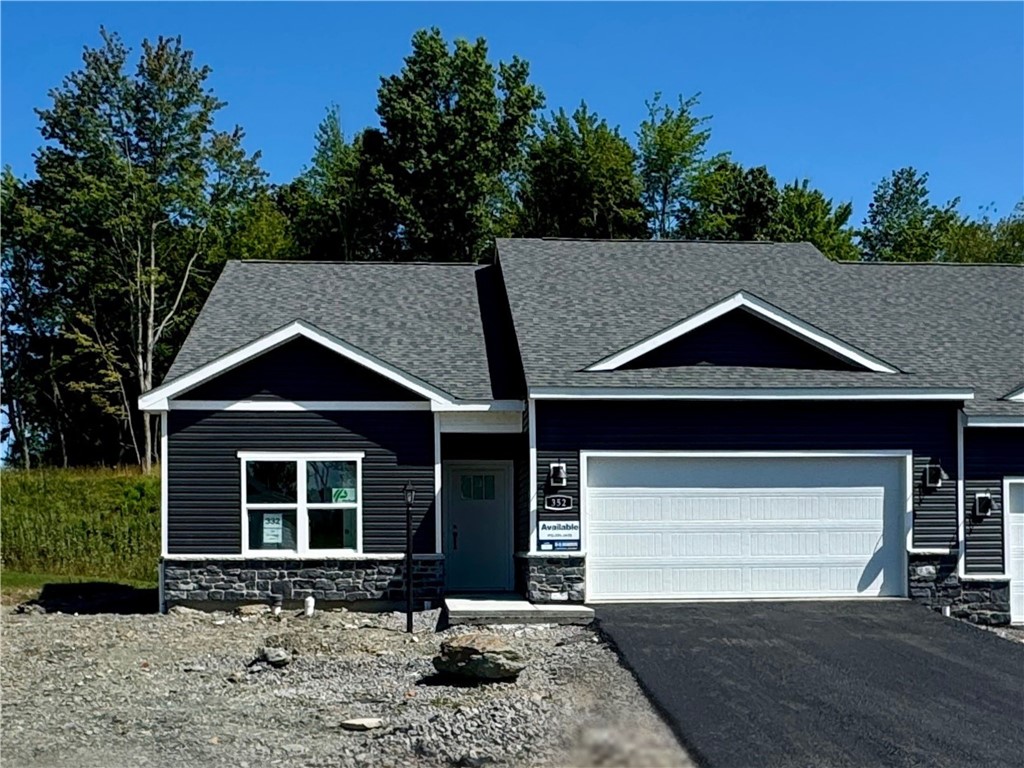 352 Gleneagles Drive — photo 1
