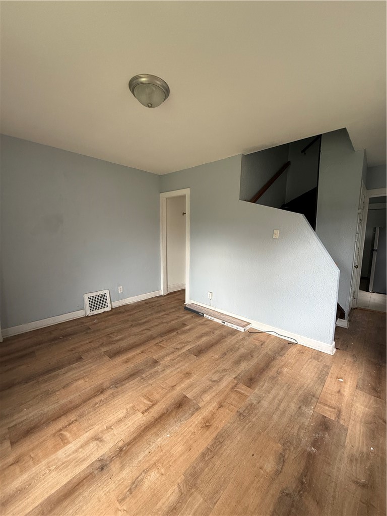 337-339 Shenango Blvd — photo 4