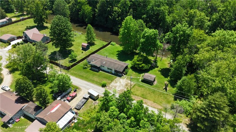 2666 River Dr — photo 3
