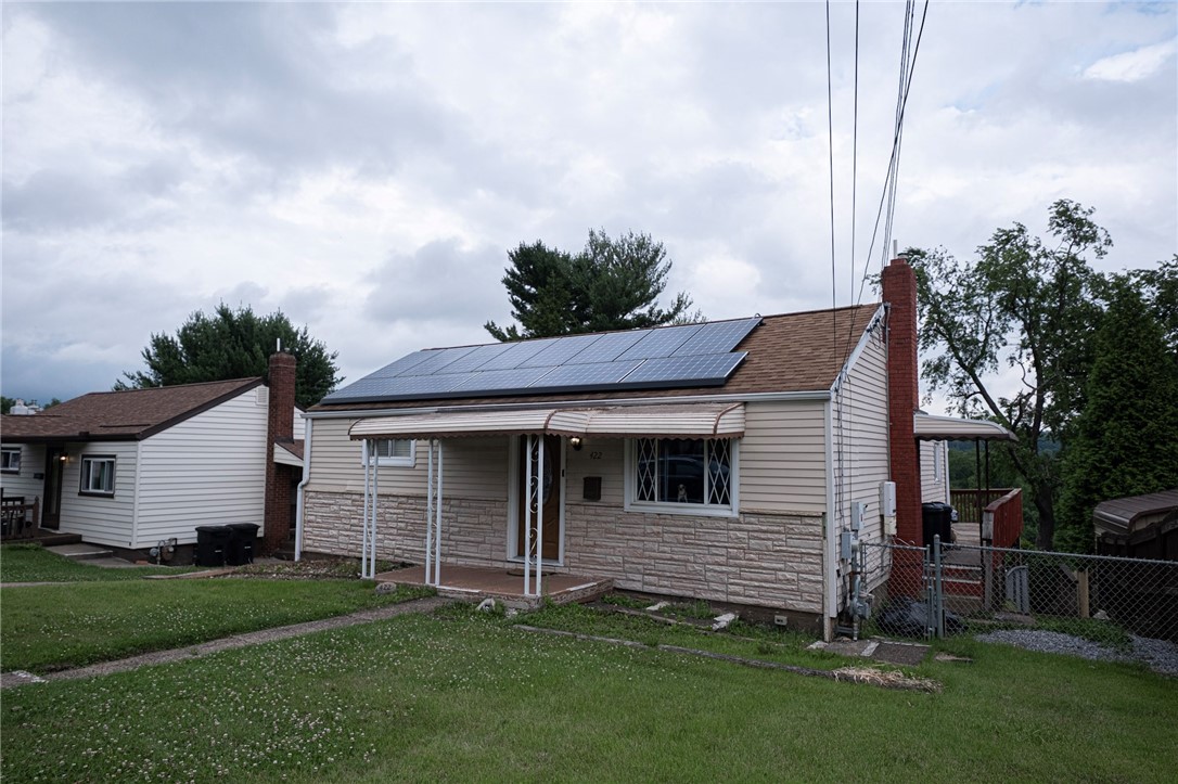 422 Oakhurst Avenue — photo 1