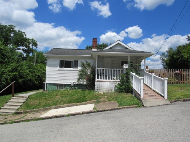 807 Kennedy Street — photo 1