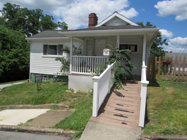 807 Kennedy Street — photo 2