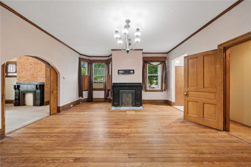 1523 Evergreen Ave — photo 6