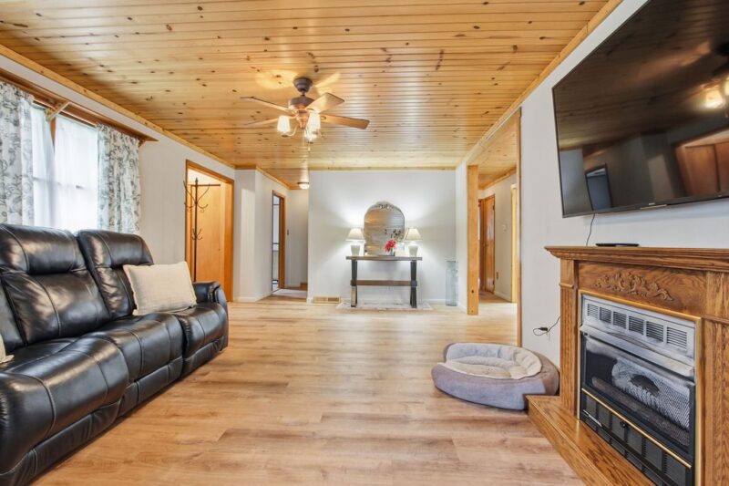 10 Braddock Dr — photo 3