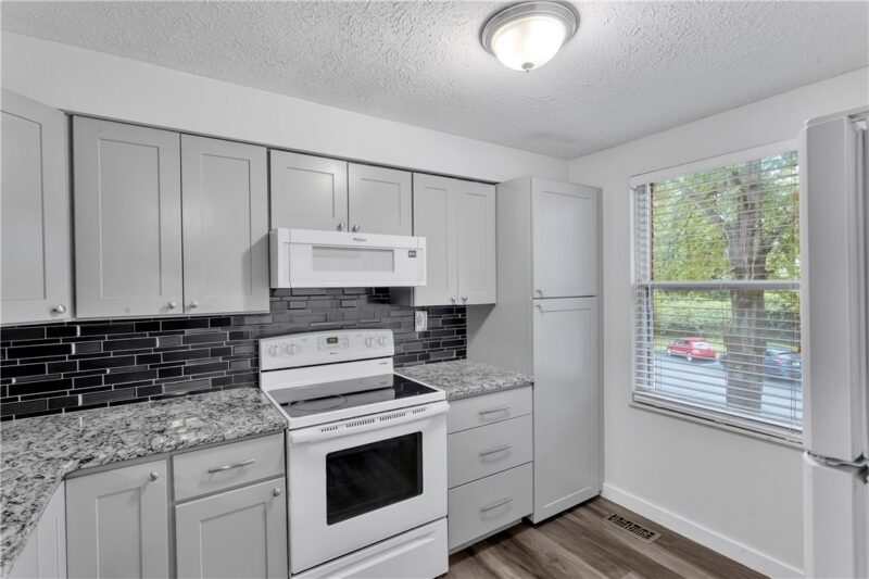 531 Winesap Dr — photo 8