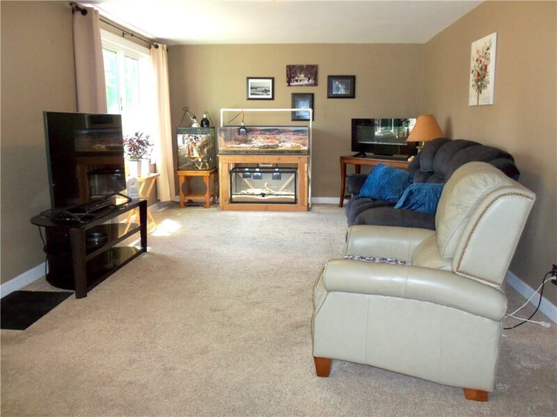 407 Grandview Ave — photo 5