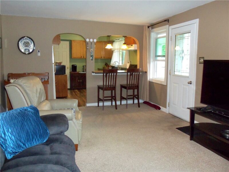 407 Grandview Ave — photo 6