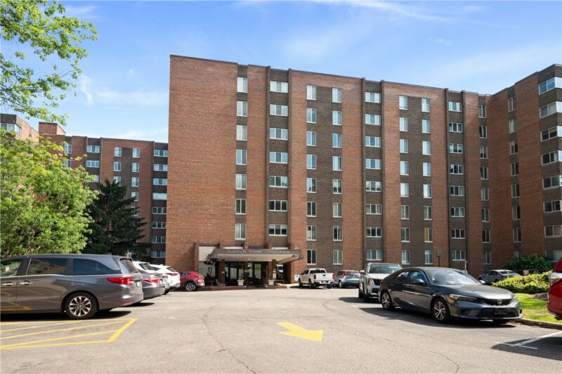 5 Bayard Rd 215 — photo 2