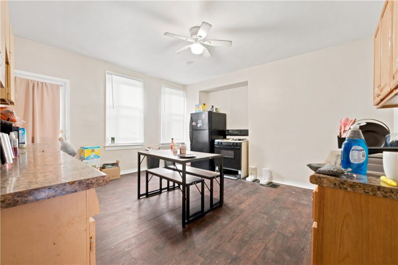 409 Gardner St — photo 5
