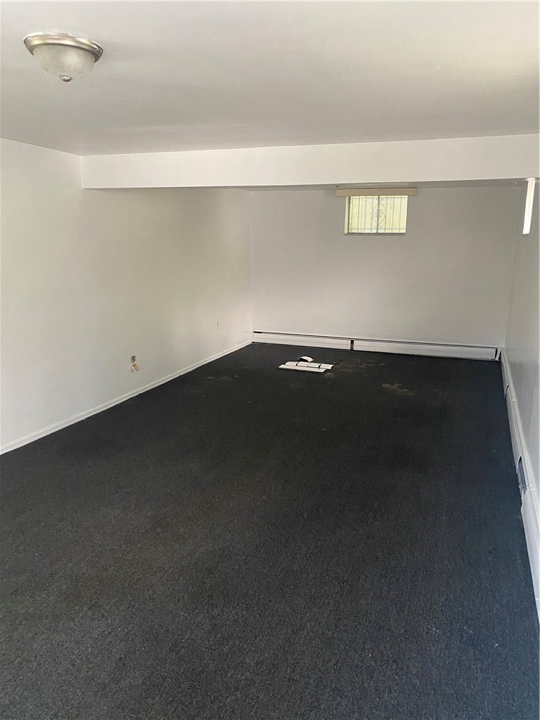 2525 Webster Ave — photo 4
