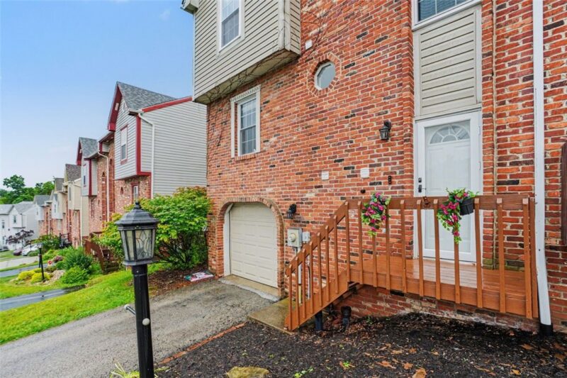 149 Villa Dr — photo 2