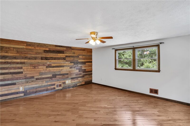 2404 Marble Ln — photo 5