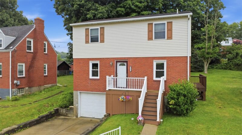 3733 Rebecca St. — photo 2