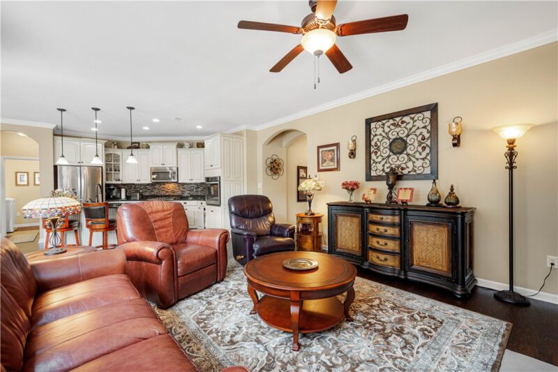 209 Hill Place Dr — photo 5