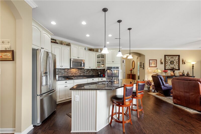 209 Hill Place Dr — photo 8