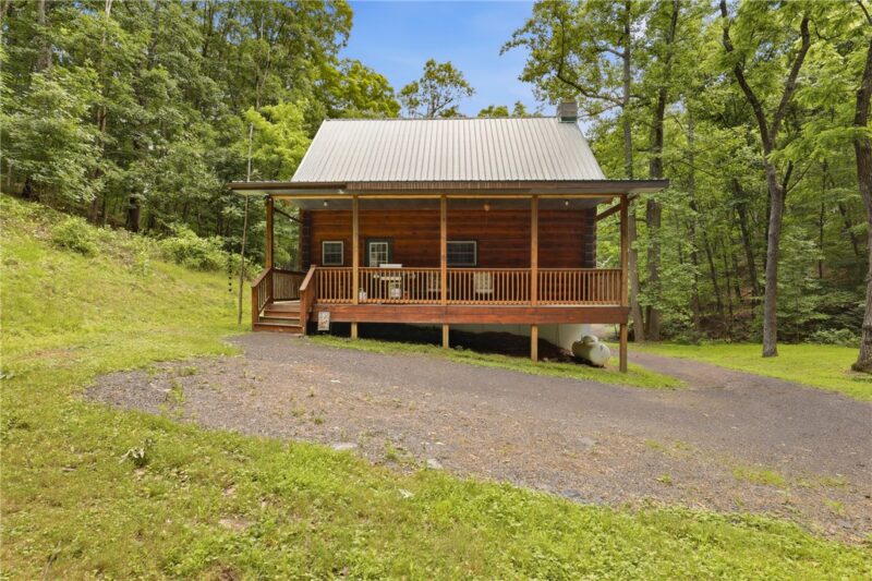390 Logsdon Hollow Road — photo 3