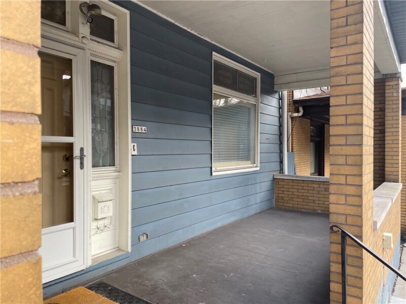 3884 East St — photo 2