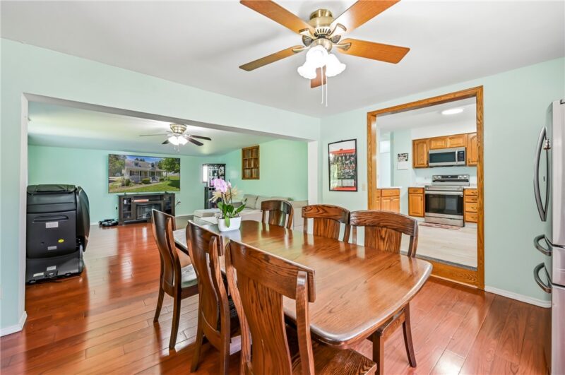 90 Rexford Dr. — photo 7