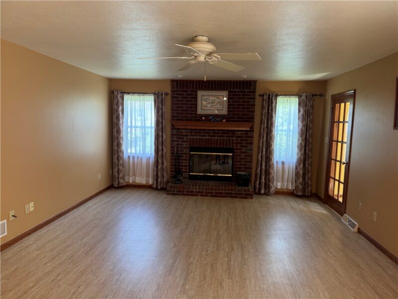 505 Orchard Lane — photo 3