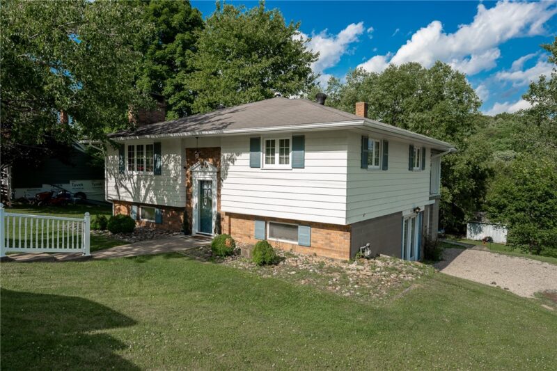 202 Locust St — photo 3